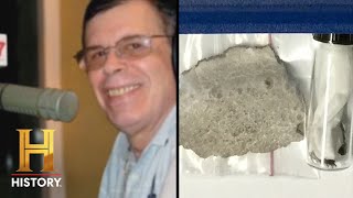 MAN RECEIVES MAIL FROM ALIENS - “Inside Were Strange Metallic Fragments” | Ancient Aliens | #Shorts