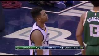 Giannis Antetokounmpo ridiculous one handed transition and one March 13, 2017