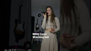 Miley Cyrus Wrecking ball
