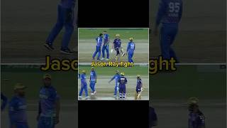 Jason Ray World Fight Vs Iftar Ahmad PSL 9 #crickethighlights #ytshortsvideo #cricketlover #viral