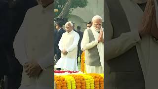 PM Modi Pays Tribute to Mahatma Gandhi at Rajghat on His Death Anniversary