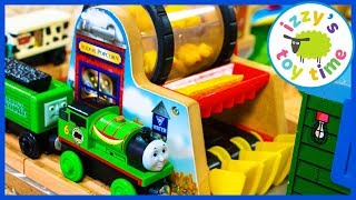 Thomas and Friends FOOD TRACK! Popcorn Factory! Fun Toy Trains