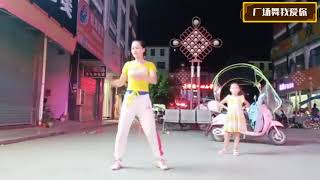 经典热门广场舞,鬼步舞《Baby 布兰妮》 -广场舞我爱你