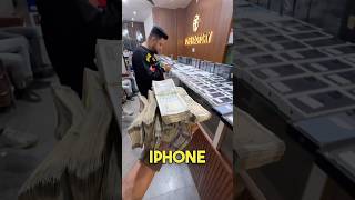 5 Lakh Me 25 iPhone Mil Gaye 🔥😱 #shorts #viral #youtubeshorts #iphone #tech #unboxing iphone16