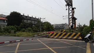 【20180604】2331次開往嘉義區間車(EMU800)通過復興路平交道