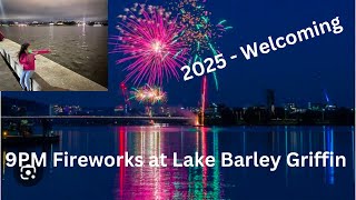 9 PM Fireworks: Canberrans Ring in the New Year 2025 at Lake Burley Griffin 🎆