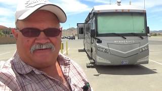 A cheap and convenient RV park at a casino at El Paso, Texas