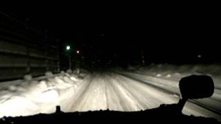 まだ１２月なのに、降りしきる雪中でのＹ31セドリック運転動画