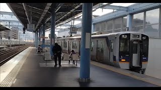 南海電鉄【泉大津駅】構内の風景。A view inside Nankai Electric Railway's Izumi-otsu Station.