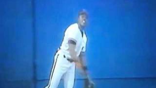 KEVIN MITCHELL AMAZING 1989 BAREHAND CATCH