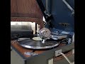 津村 謙 ♪リルを探してくれないか♪ 1952年 78rpm. columbia model no g 241 phonograph