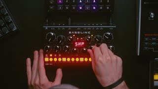 Fishing for Techno ideas with Bassline DB-01 🔴