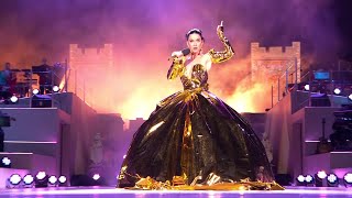 Katy Perry - Roar & Firework (The Coronation Concert @ BBC One - FULL HD)