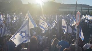 Una marcha parte de Tel Aviv a Jerusalén en protesta por reforma judicial de Netanyahu