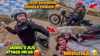 @Motovloggerjannustunts Jiju ATACK on Us 😡 || BIKE Chor SHOWING Middle Finger 🤬 || Ducati Bike