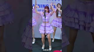 [4K] Fancam Wee BNK48 - Heavy Rotation - @ SF Central Ramintra 200166