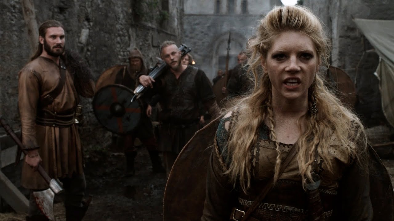 Vikings - Ragnar Raids A Small Village & Church | Lagertha Kills Knut ...