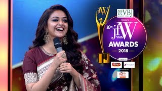 Gorgeous Keerthy Suresh speech at JFW Achievers Awards 2018 | I was blessed by Savitiri Amma