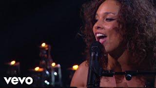Alicia Keys - Empire State Of Mind (Part II) Broken Down (Piano & I: AOL Sessions +1)