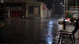 Overcome insomnia in 5 minutes due to heavy rain on a quiet roadside at night, rain sound ASMR