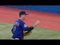 LeMahieu makes an impressive snag on a liner