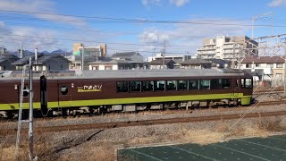 485系YD01編成リゾートやまどりの廃車回送と並走するシーン