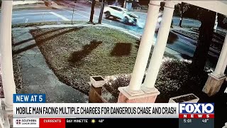 Mobile man facing multiple charges for dangerous chase and crash