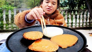 Sister Miao fried glutinous rice cakes to relieve gluttons, and ate 3 in a row