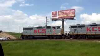 KCS local working in Monroe w/GP40-2LW's!!