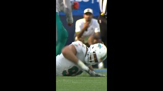 Zach Sieler with a Sack vs. Los Angeles Chargers
