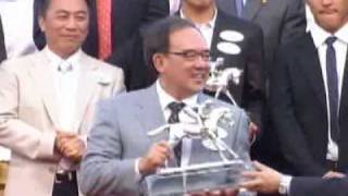 [2010 冠軍人馬獎 Champion Awards] 香港馬王「蓮華生輝」 / Horse of the Year Sacred Kingdom