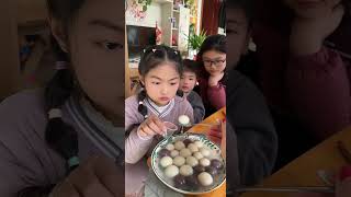 Happy weekend for little brats. Remember to eat dumplings. Parent-child interactive game. Human