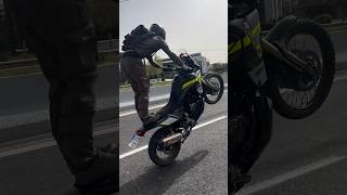 Yamaha tenere 700 stant up wheelie