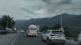 Entering Manali