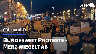 Merz‘ Umgang mit der AfD: Bundesweit Proteste | AFP