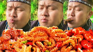 【ASMR MUKBANG】苗族小伙自制清炖鳝鱼，清爽不油腻，美味又滋补【苗族小宇】