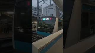 横浜駅｜京浜東北線（JR東日本E233系電車）上り列車の到着。R4/7/13（神奈川県）Keihin Tohoku Line Yokohama Station Kanagawa JAPAN TRAIN