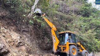 Riverside New Narrow Mountain Road Construction with JCB Backhoe