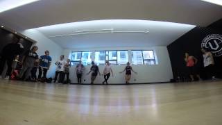 Christina de la Cruz [Beginner Hip Hop @ The Underground Dance Centre]