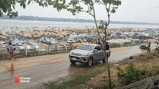 สงกรานต์วันสุดท้าย หาดมโนภิรมย์ ผู้คนคับคั่งบนชายหาด