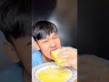 eating honey sweet honey ក្បាលទឹកឃ្មុំព្រៃ