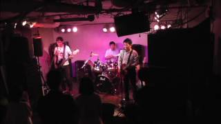 CROSSOVER LIVE 【TRICERATOPS】シラフの月