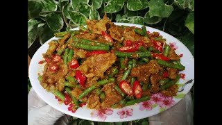 ឆាគ្រឿងសណ្តែកគួរ / Fried Pork with Green Bean