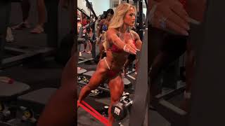 Francielle Mattos -Backstage- MR OLYMPIA 2024