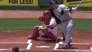 TB@BOS: Guyer launches a leadoff homer to left