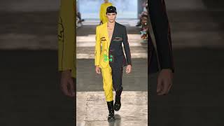 ⭕️ Moschino — 2023 — Spring Summer Menswear Runway Collection