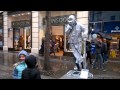 Amazing act of levitation by street entertainer in Covent Gardens, London