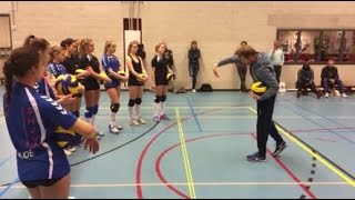 Volleybal Clinic Serveren door Matt van Wezel