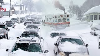 Canada Paralyzed! Massive Snowstorm Buried Homes \u0026 Cars in Ontario \u0026 Quebec!