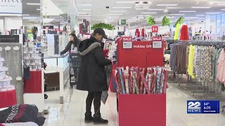 What to expect as holiday shopping season begins